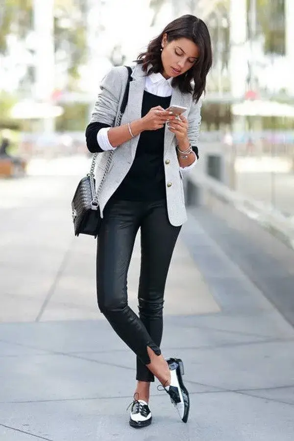 Деловой образ с обувью Pinko